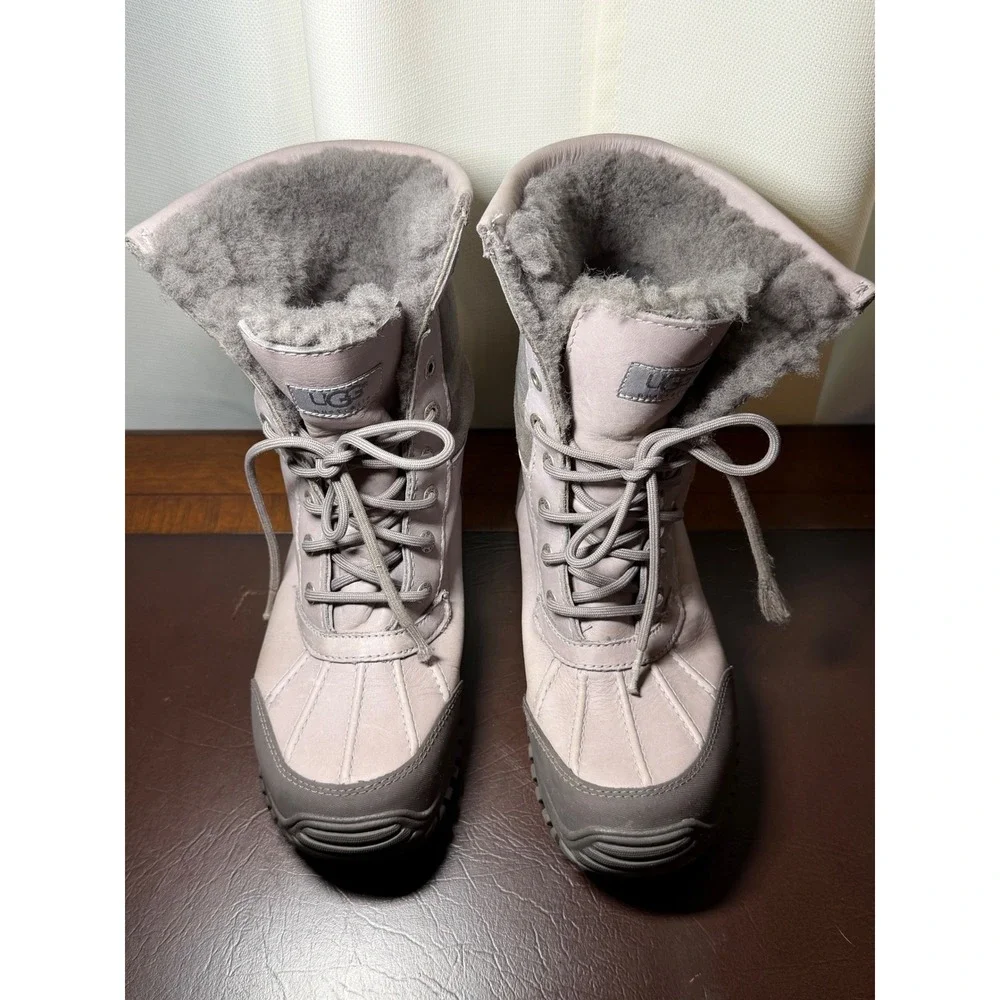UGG Adirondack II Waterproof Winter Boots Lavender Grey Leather Suede Size 8
